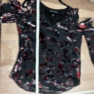 WHBM black floral shirt cold shoulder